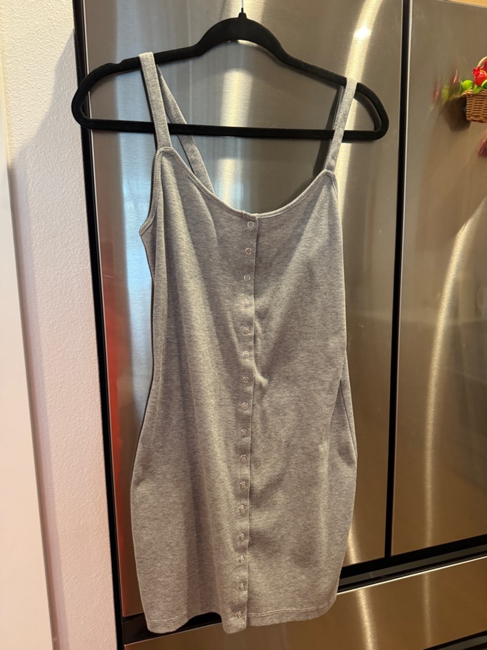 Kendall & Kylie Light Gray Ribbed Knit Top